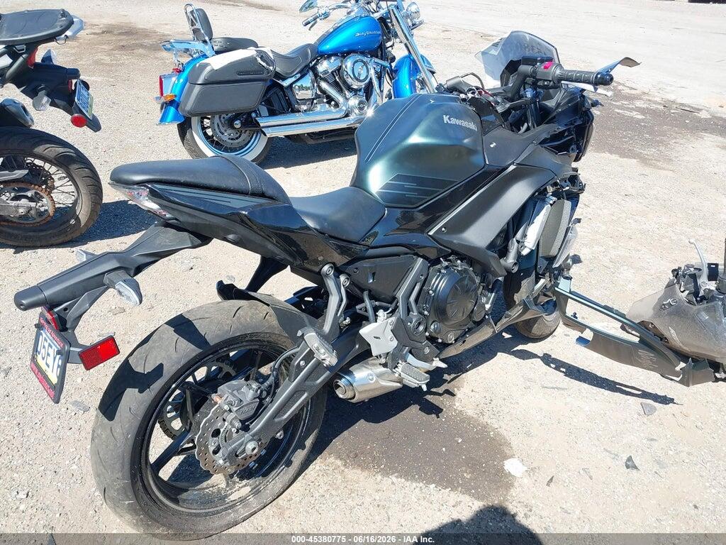 ML5EXEP18SDAD7332 2025 KAWASAKI EX650 photo no. 4