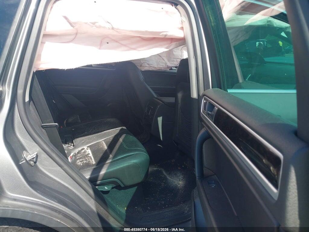 WVGEP9BP4DD012209 2013 VOLKSWAGEN TOUAREG photo no. 8