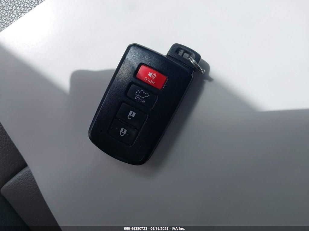 JTMDFREV5GJ056920 2016 TOYOTA RAV4 photo no. 11