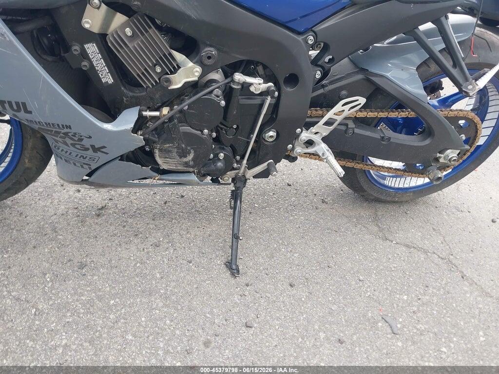 JS1GR7MA8C2102228 2012 SUZUKI GSX750 photo no. 9
