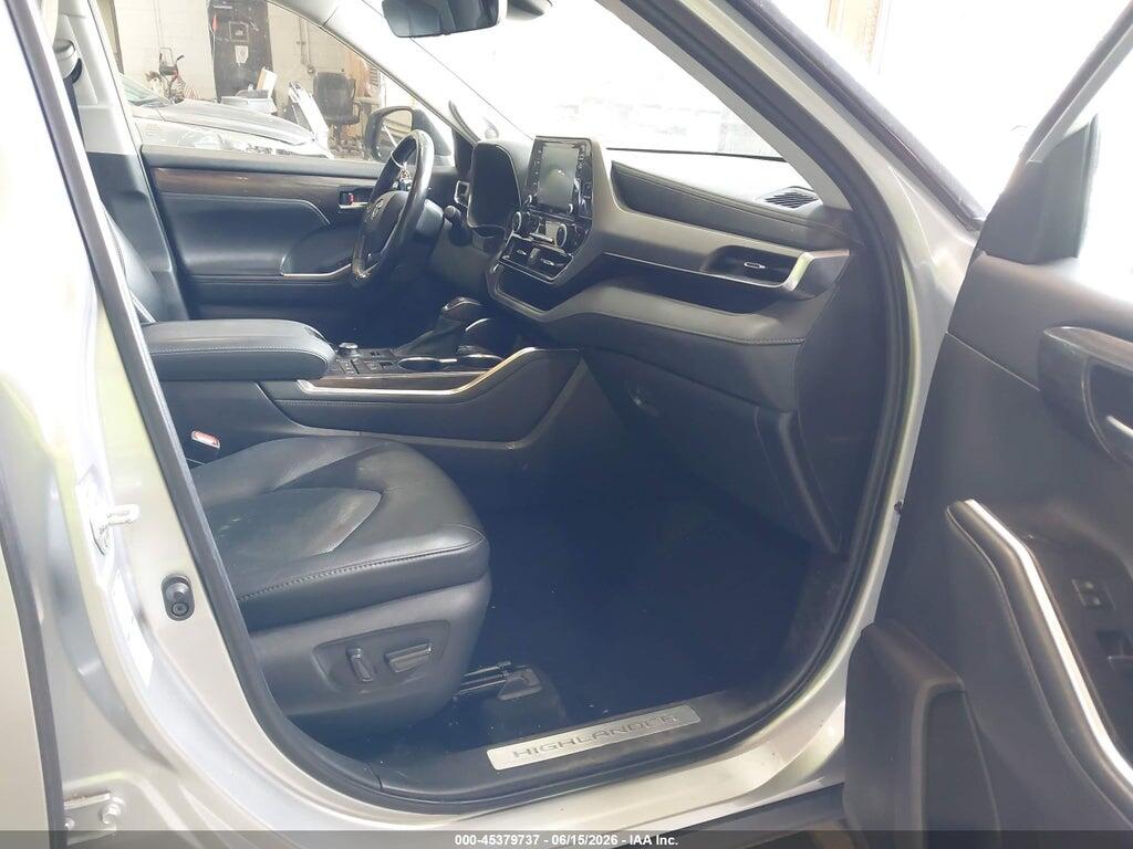 5TDDZRBH2MS551404 2021 TOYOTA HIGHLANDER photo no. 5