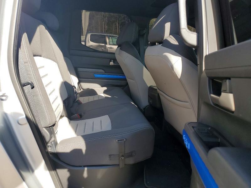 2024 TOYOTA TACOMA DOUBLE CAB — Фото 10 из 12