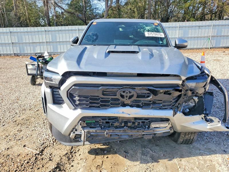 2024 TOYOTA TACOMA DOUBLE CAB — Фото 5 из 12