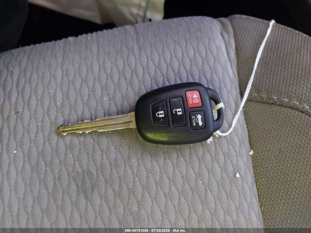 2T1BURHEXFC423331 2015 TOYOTA COROLLA photo no. 11
