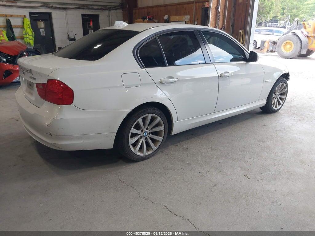 WBAPK7C53BA463883 2011 BMW 328I photo no. 4