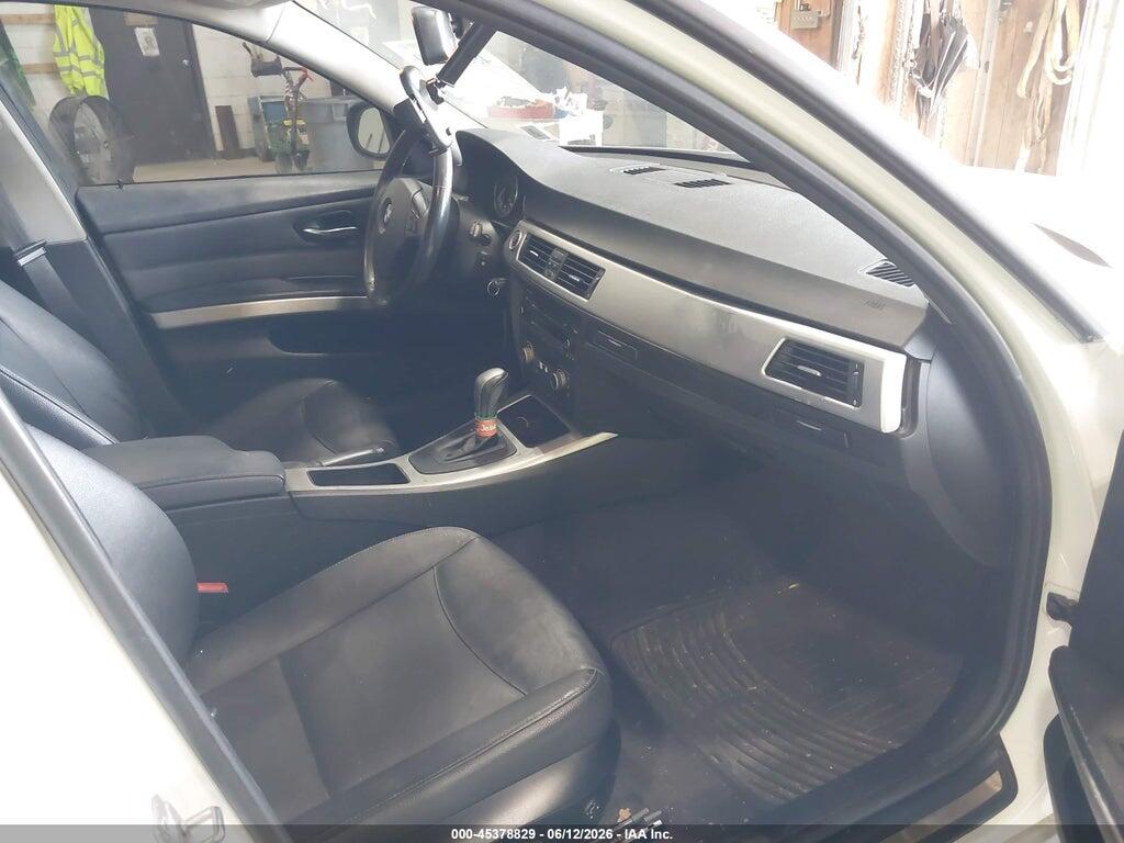 WBAPK7C53BA463883 2011 BMW 328I photo no. 5