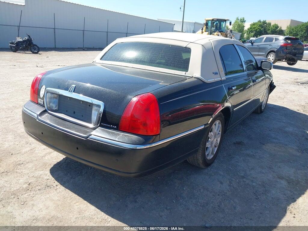 2LNBL8CVXBX751788 2011 LINCOLN TOWN CAR photo no. 4