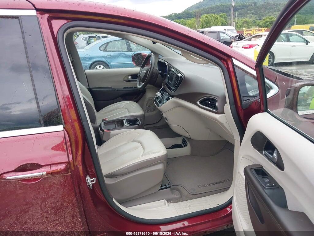 2C4RC1BG4HR733832 2017 CHRYSLER PACIFICA photo no. 5