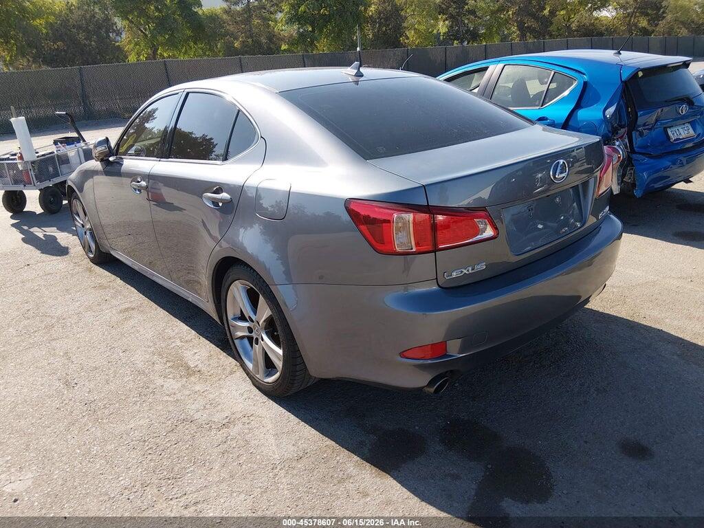 JTHBF5C22D5189422 2013 LEXUS IS 250 photo no. 3