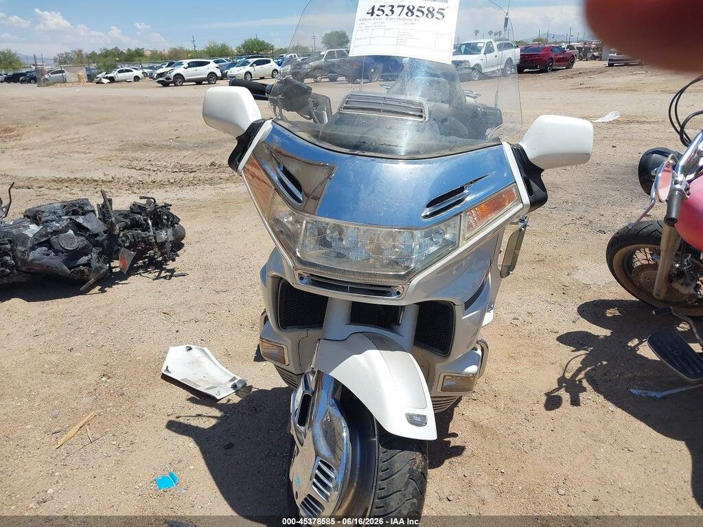 1HFSC2237WA002128 1998 HONDA GL1500 photo no. 5