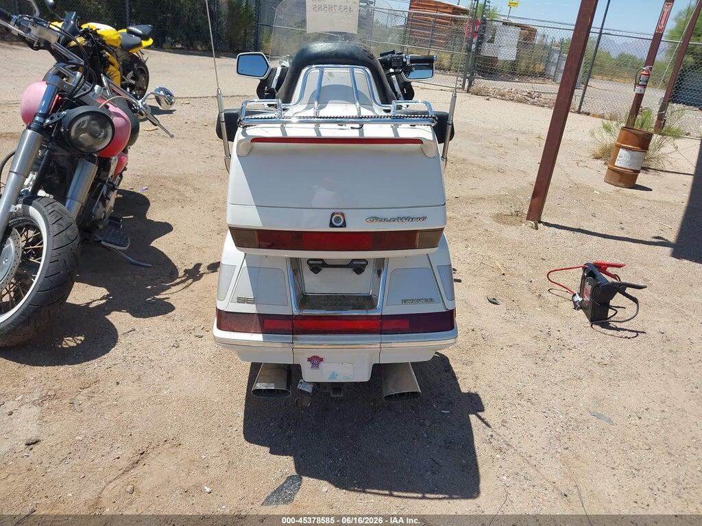 1HFSC2237WA002128 1998 HONDA GL1500 photo no. 6