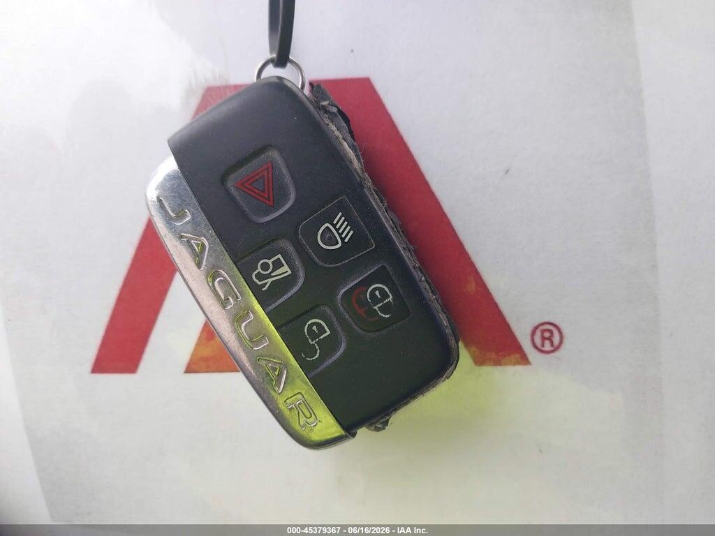 SAJAF4BVXHA961344 2017 JAGUAR XE photo no. 11