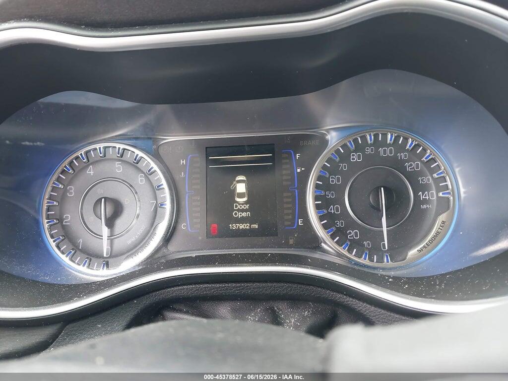 1C3CCCAB7GN103018 2016 CHRYSLER 200 photo no. 7