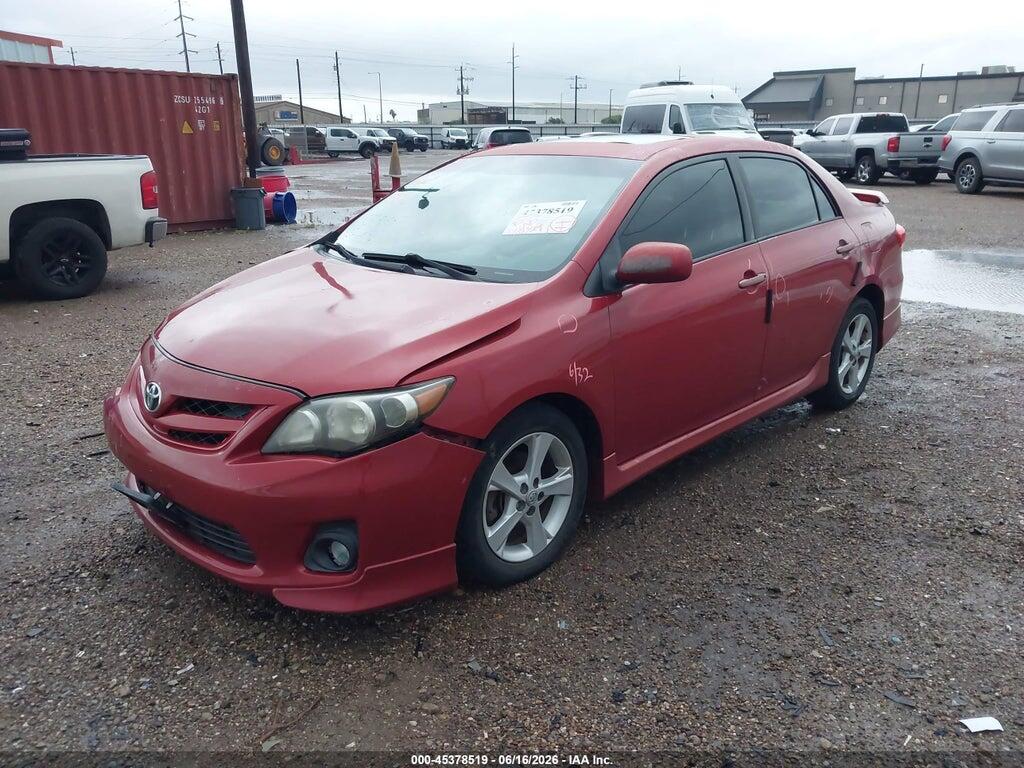 2T1BU4EE1CC813530 2012 TOYOTA COROLLA photo no. 2