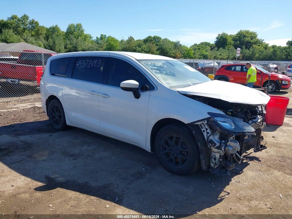 2C4RC1CG5LR110985 2020 CHRYSLER VOYAGER photo no. 1