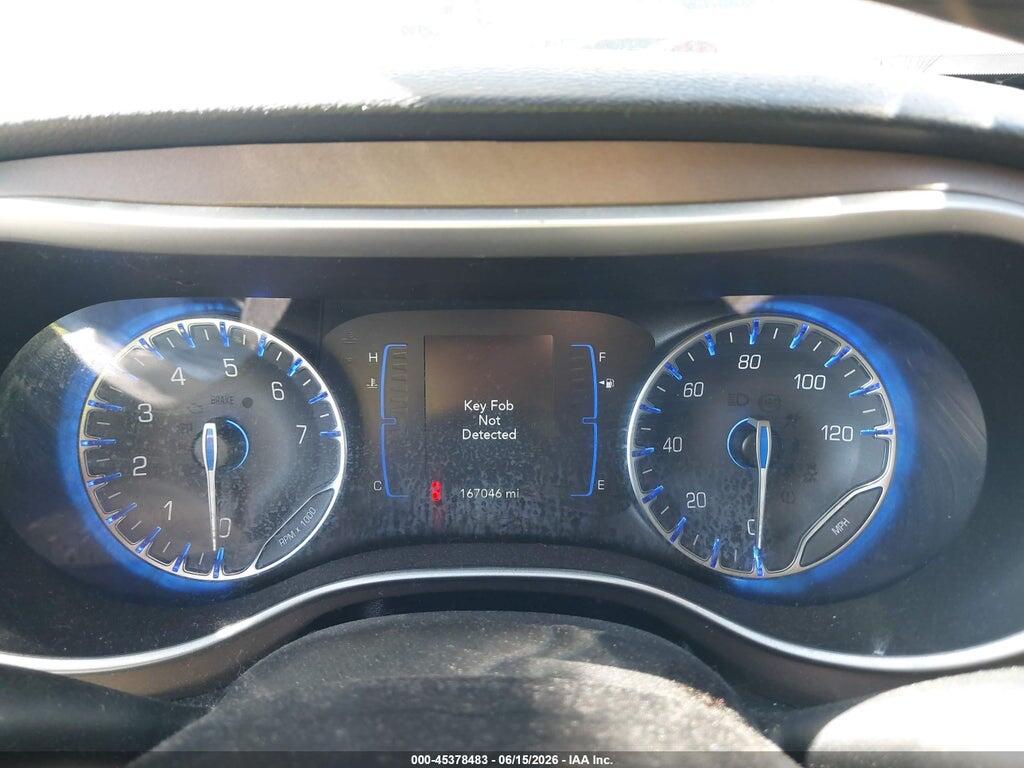 2C4RC1CG5LR110985 2020 CHRYSLER VOYAGER photo no. 7