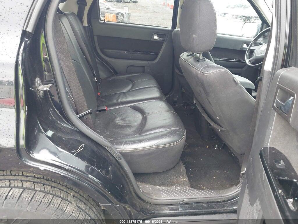 4F2CY0C7XAKM01561 2010 MAZDA TRIBUTE photo no. 8