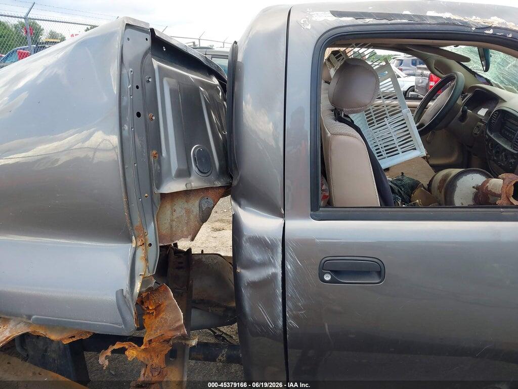 5TBJN321X3S336715 2003 TOYOTA TUNDRA photo no. 8