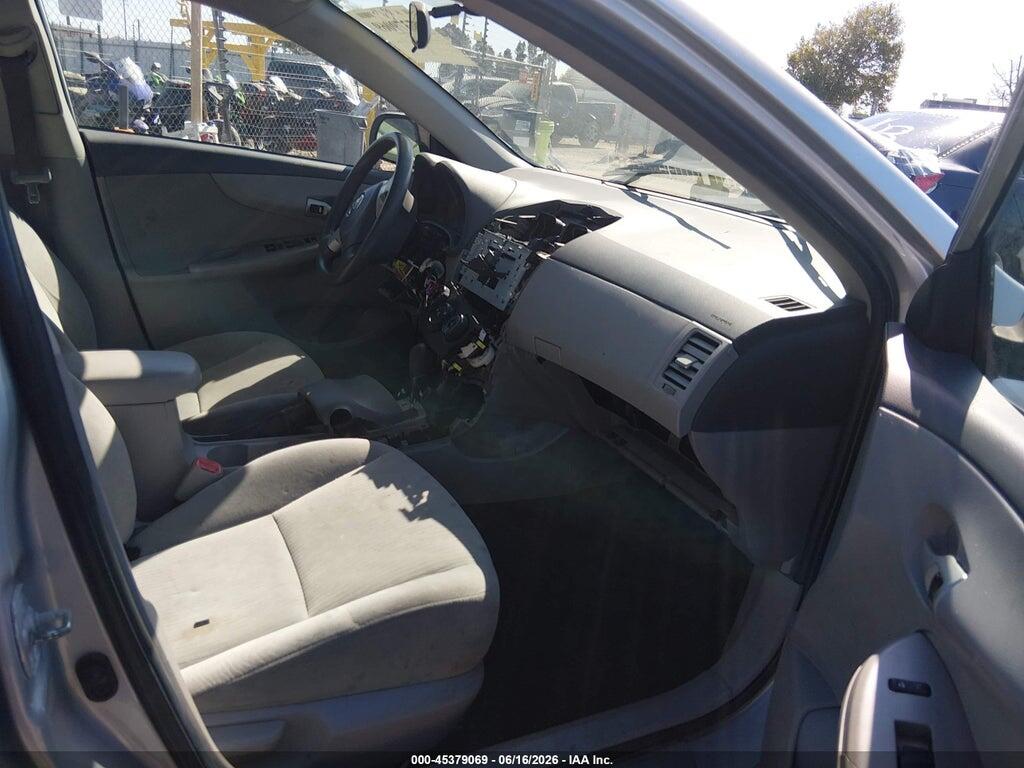 1NXBU4EE2AZ169998 2010 TOYOTA COROLLA photo no. 5