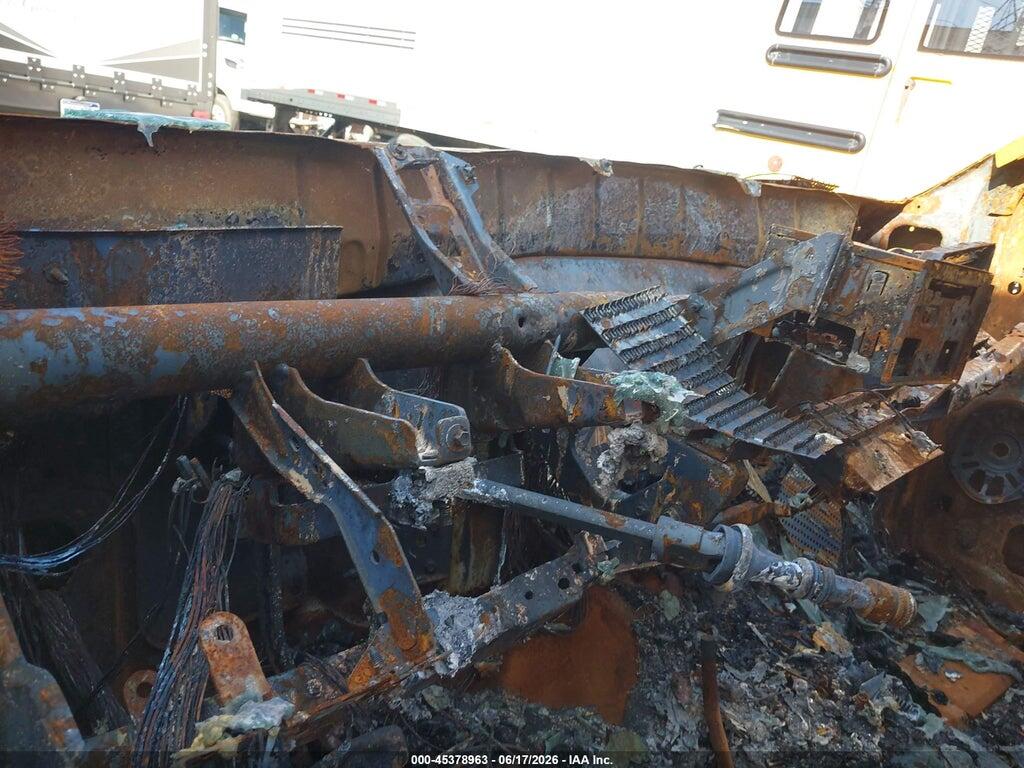 1FDXF47P35EB33154 2005 FORD F-450 photo no. 6
