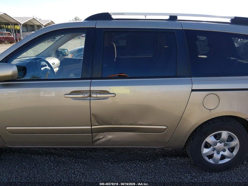 KNDMB233176154267 2007 KIA SEDONA photo no. 6