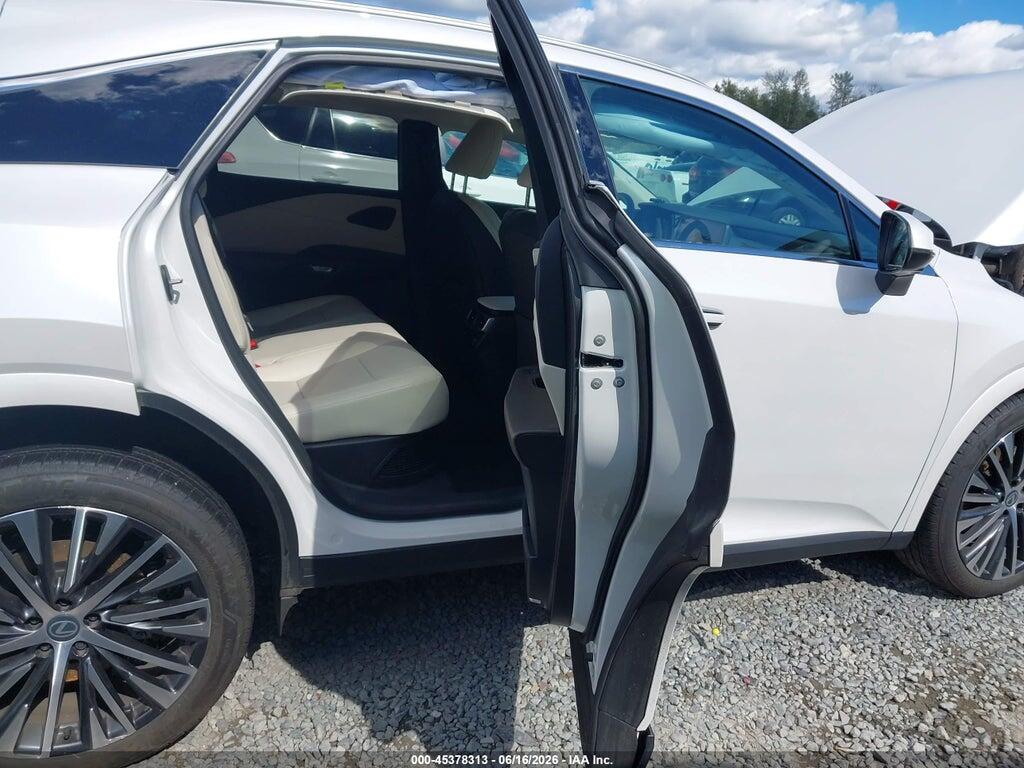 2T2BBMCA0TC108333 2026 LEXUS RX 350H photo no. 8