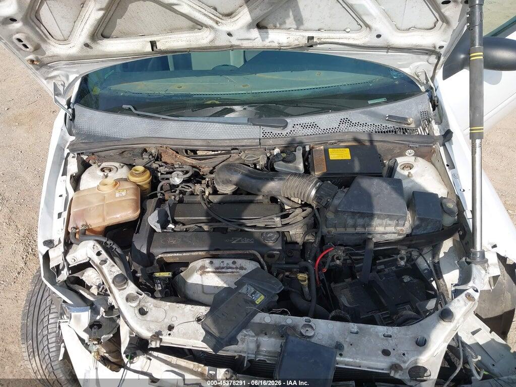 1FAFP36392W207145 2002 FORD FOCUS photo no. 10