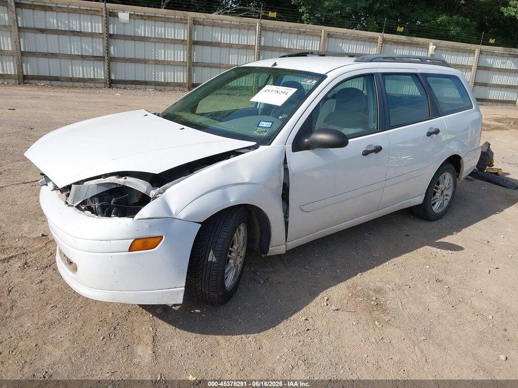 1FAFP36392W207145 2002 FORD FOCUS photo no. 2