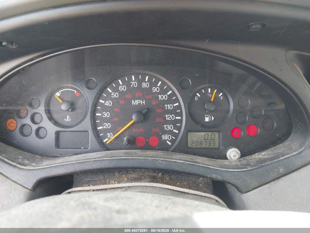1FAFP36392W207145 2002 FORD FOCUS photo no. 7