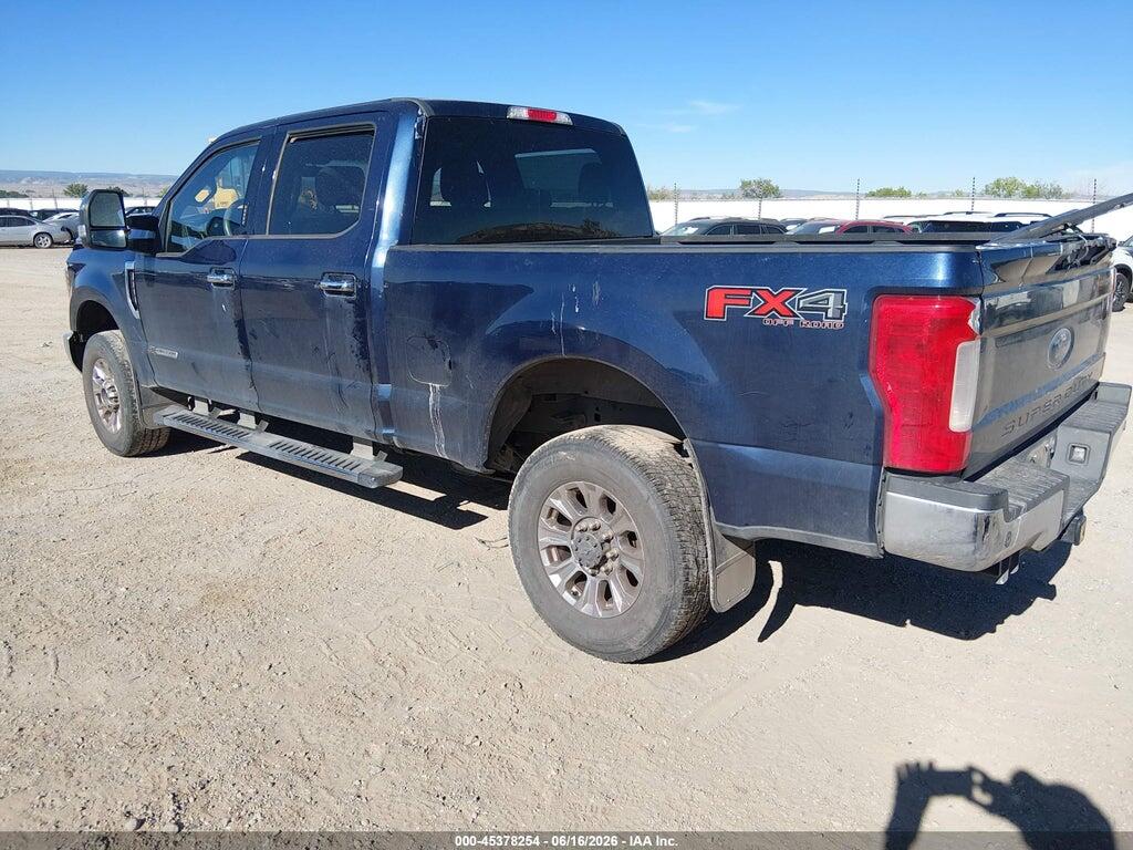 1FT8W3BT2JEB61707 2018 FORD F-350 photo no. 3