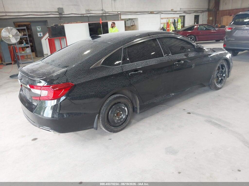 1HGCV2F37JA031805 2018 HONDA ACCORD photo no. 4