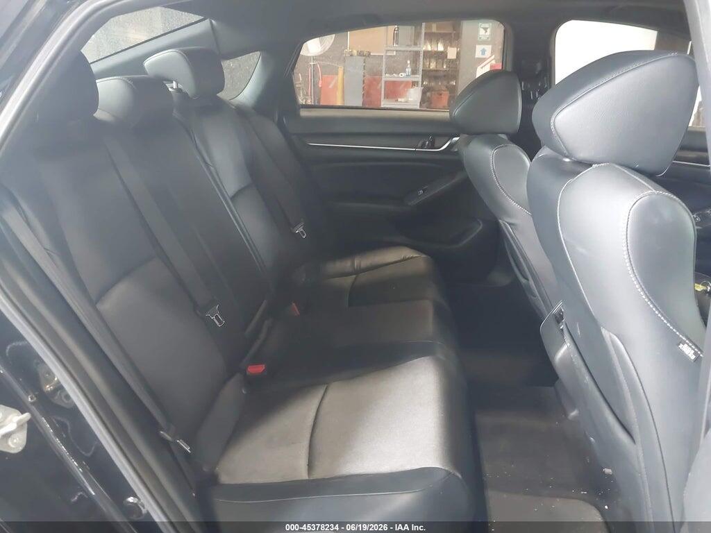 1HGCV2F37JA031805 2018 HONDA ACCORD photo no. 8