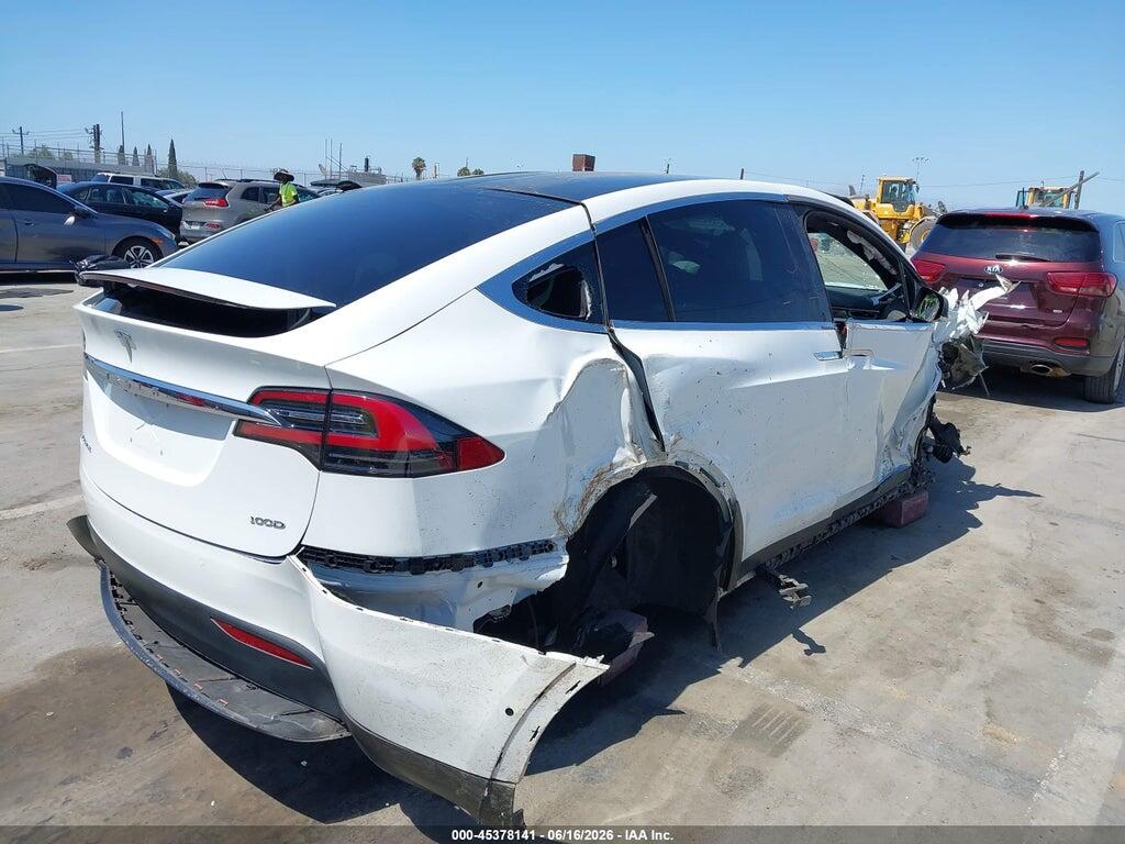 5YJXCBE2XJF091535 2018 TESLA MODEL X photo no. 4