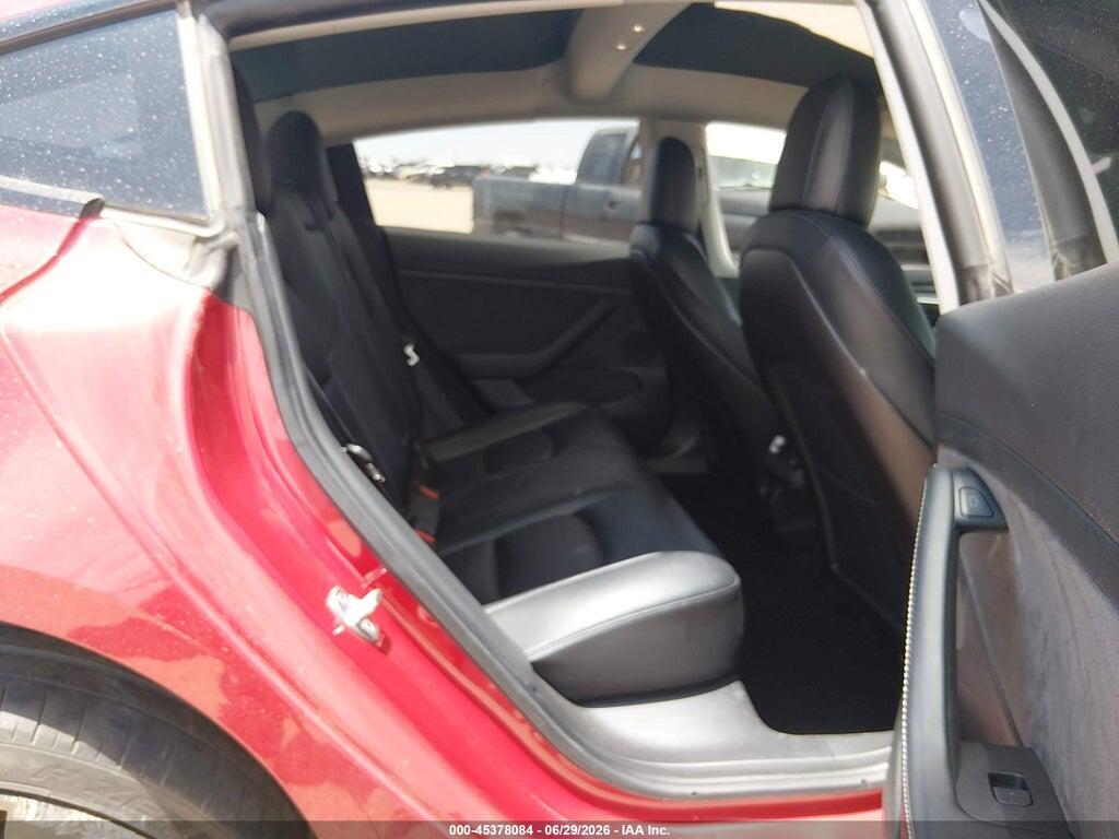 5YJ3E1EC8MF992399 2021 TESLA MODEL 3 photo no. 8