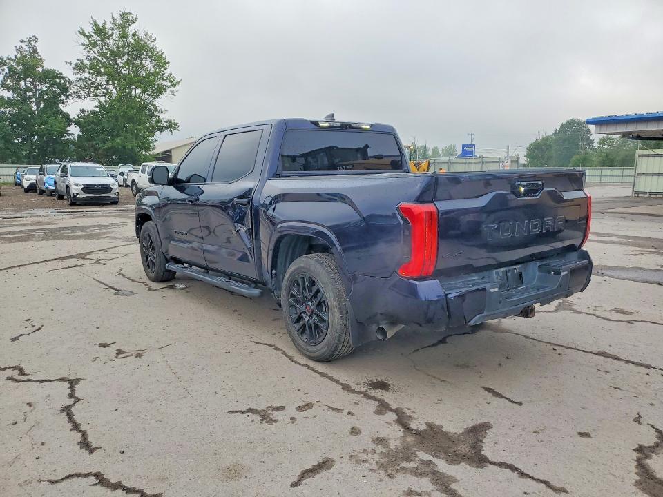 2024 TOYOTA TUNDRA CREWMAX — Фото 2 из 13