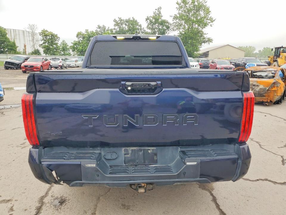 2024 TOYOTA TUNDRA CREWMAX — Фото 6 из 13