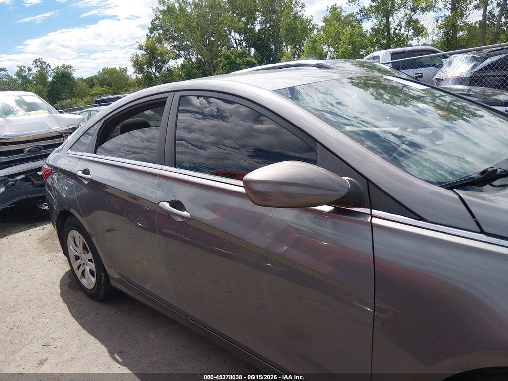 5NPEB4AC2BH093884 2011 HYUNDAI SONATA photo no. 12