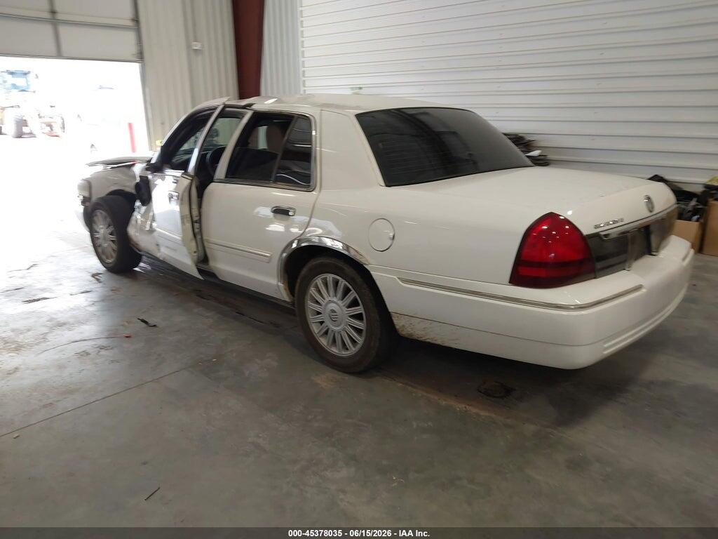 2MEBM7FV9BX600706 2011 MERCURY GRAND MARQUIS photo no. 3