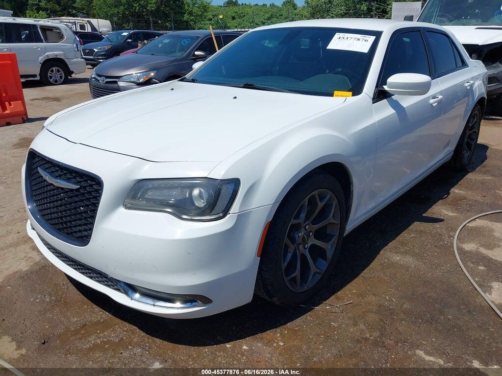 2C3CCABG6JH141077 2018 CHRYSLER 300 photo no. 2