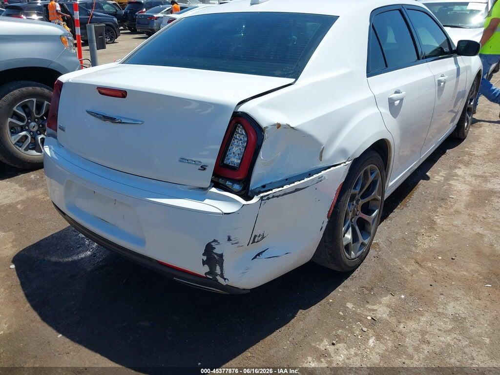 2C3CCABG6JH141077 2018 CHRYSLER 300 photo no. 4