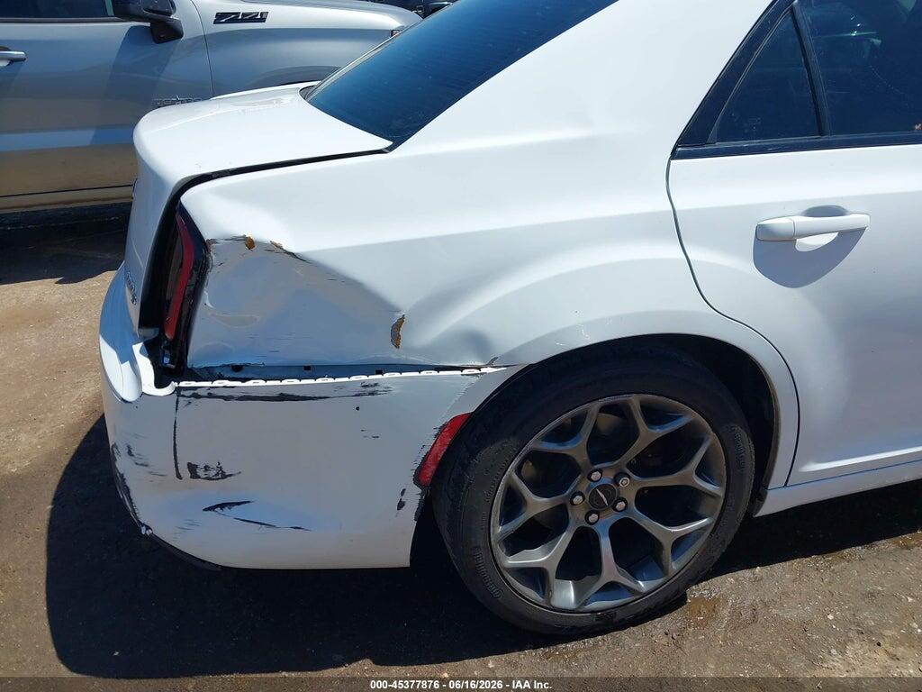 2C3CCABG6JH141077 2018 CHRYSLER 300 photo no. 6
