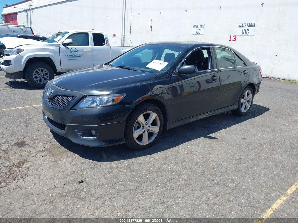 4T1BF3EK4BU161865 2011 TOYOTA CAMRY photo no. 2