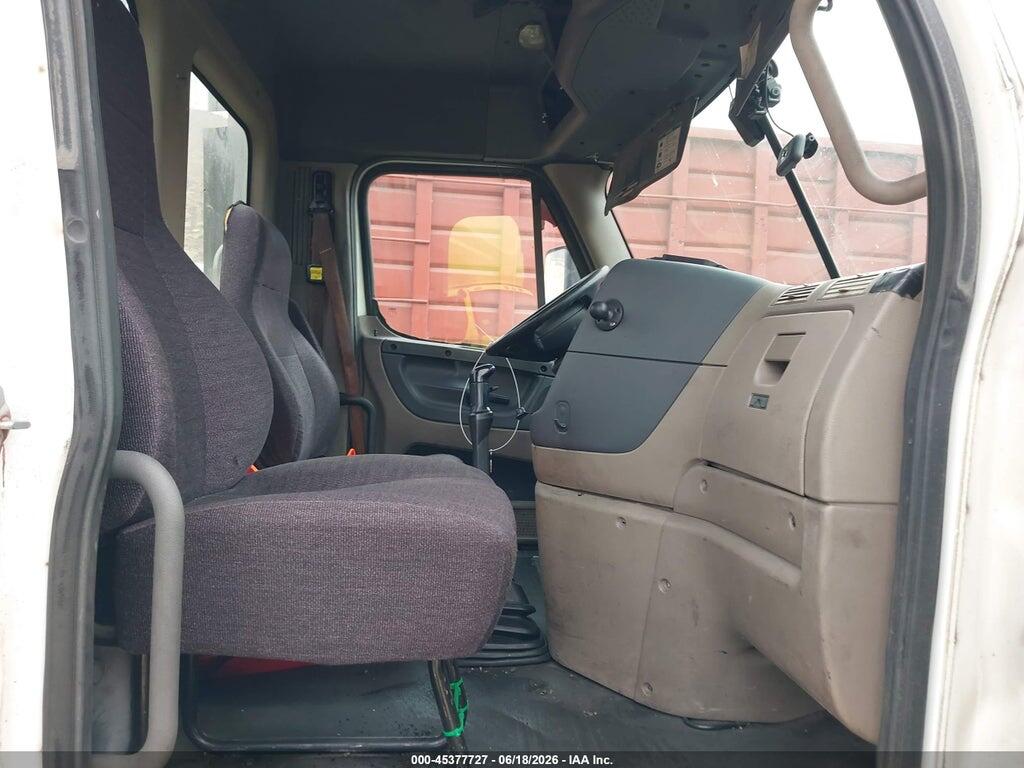 1FUJGEDV7FLGC8395 2015 FREIGHTLINER CASCADIA 125 photo no. 7