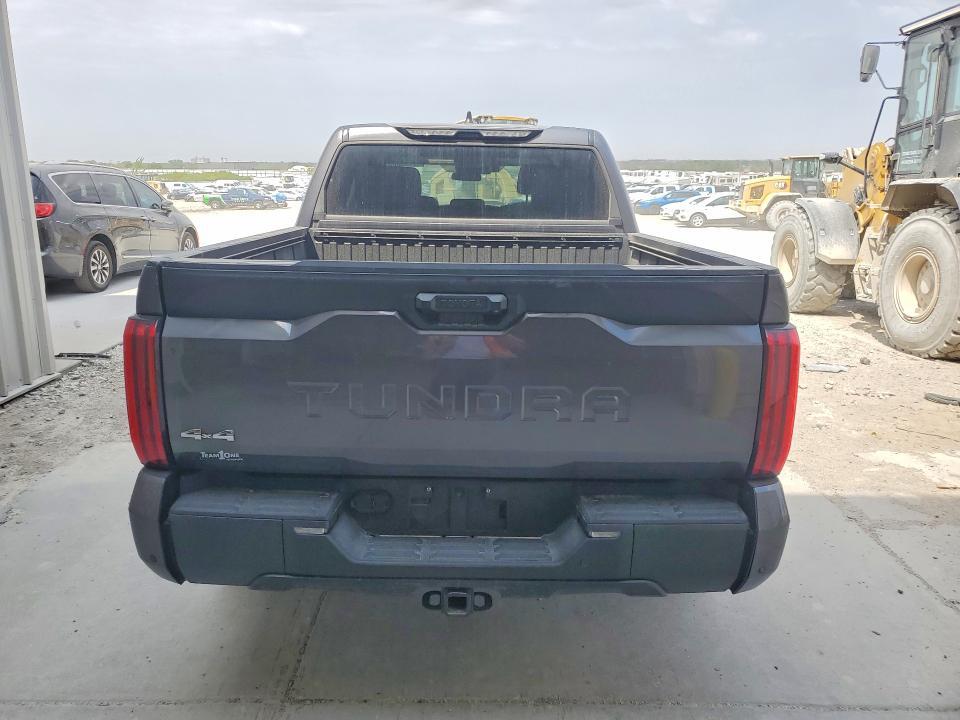 2024 TOYOTA TUNDRA SR5 — Фото 6 из 12