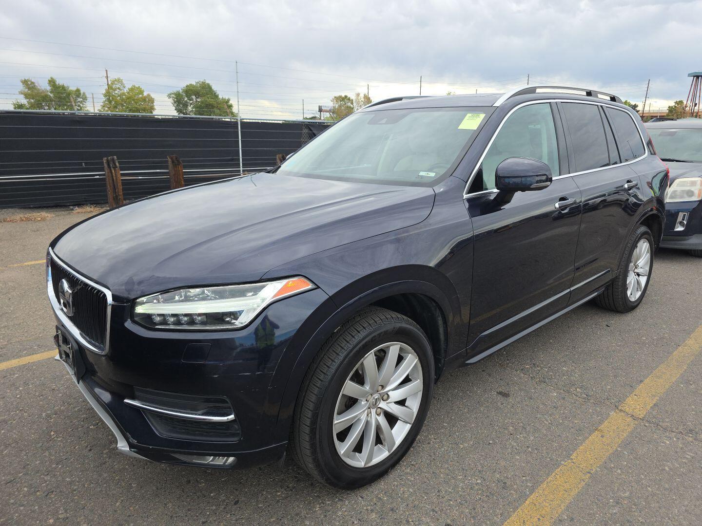 2016 VOLVO XC90 T6 MOMENTUM