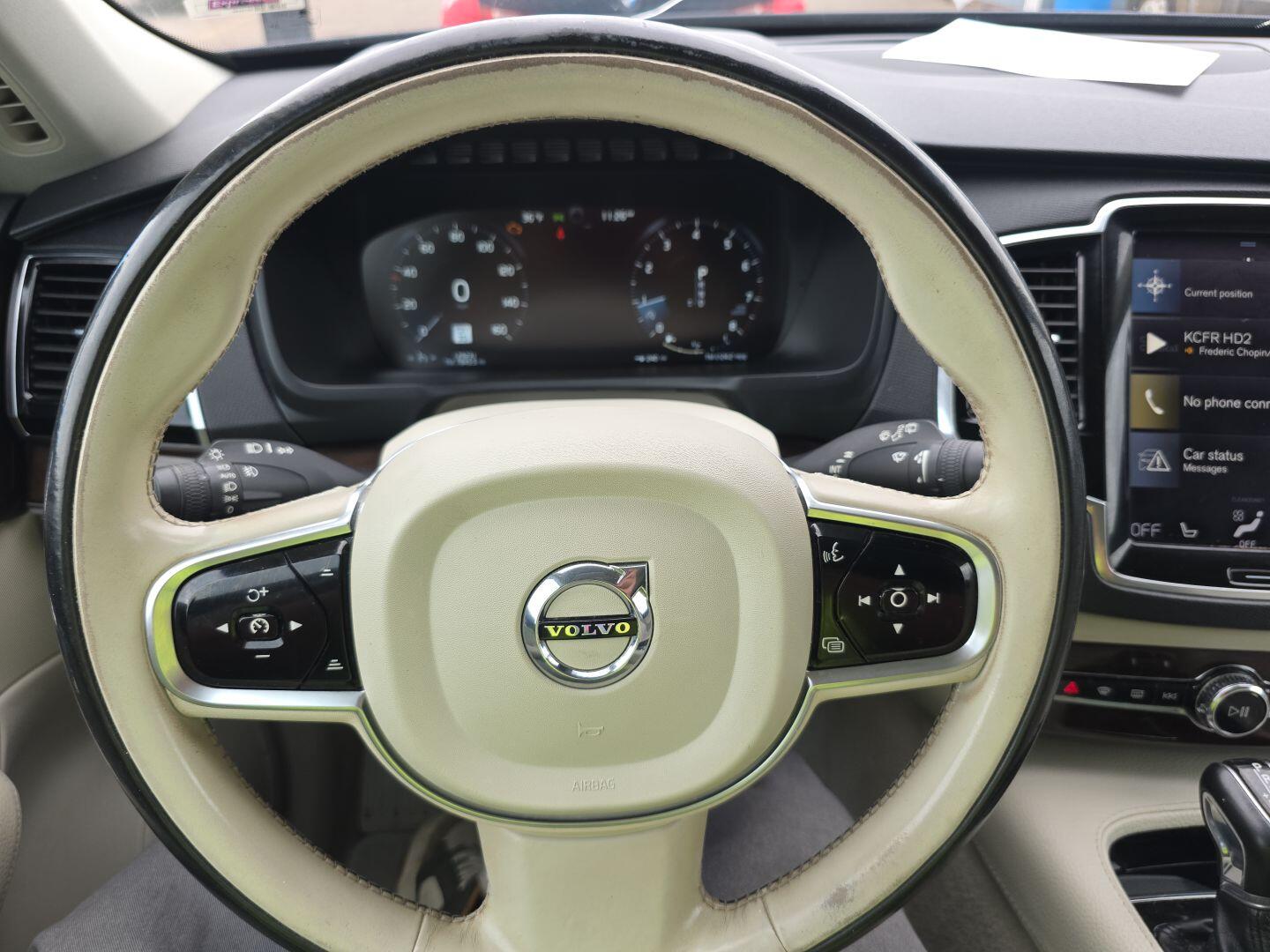 2016 VOLVO XC90 T6 MOMENTUM — Фото 10 из 16