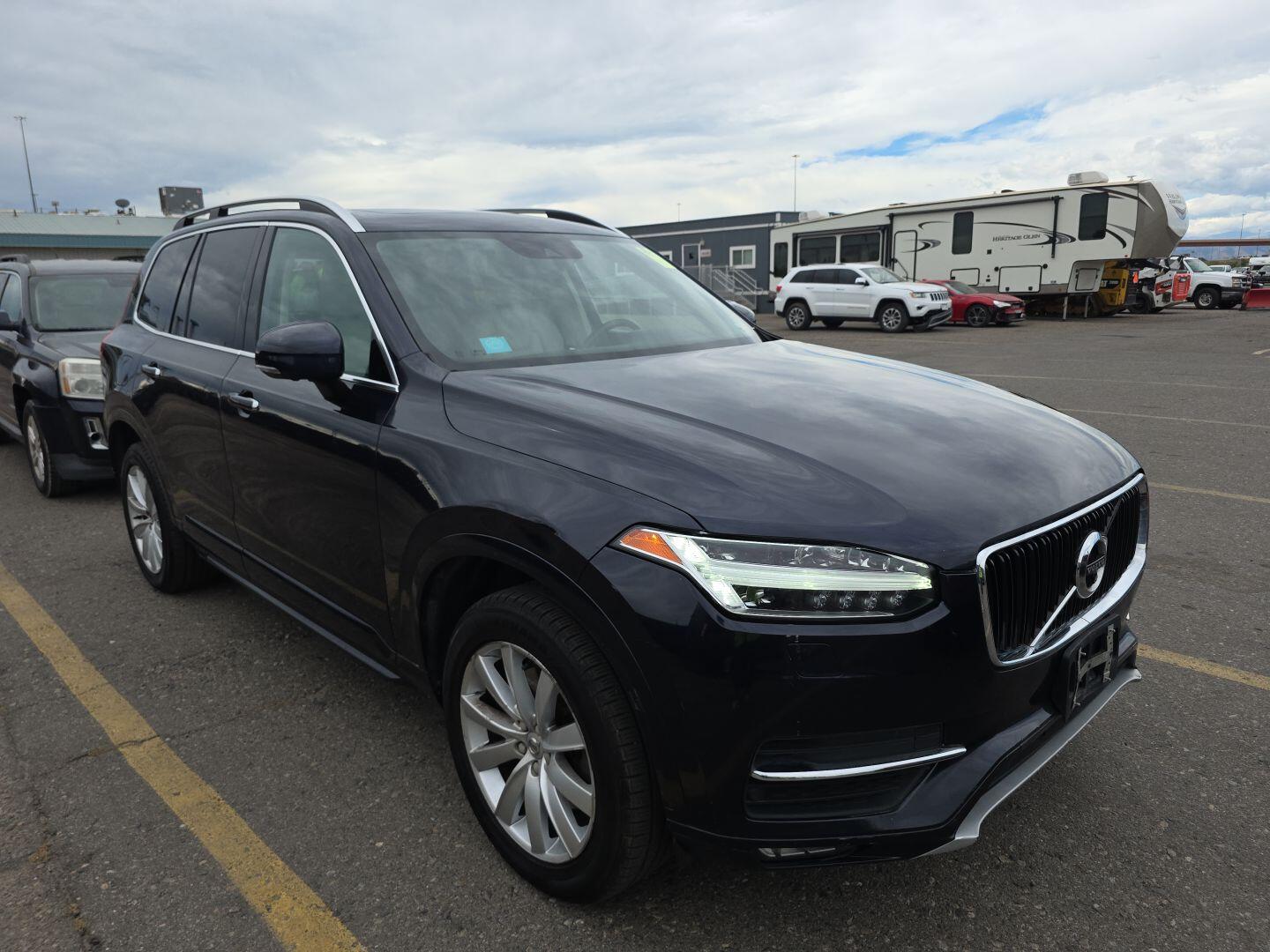 2016 VOLVO XC90 T6 MOMENTUM — Фото 4 из 16