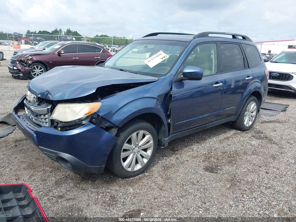 JF2SHADCXDH435600 2013 SUBARU FORESTER photo no. 2