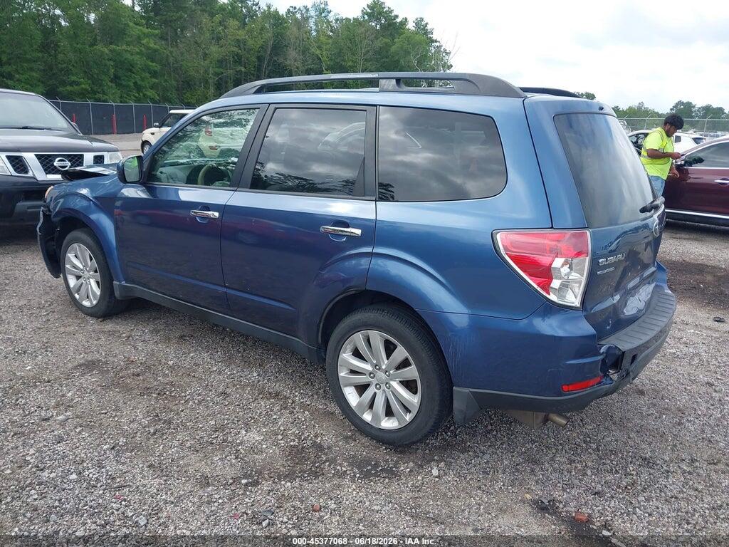 JF2SHADCXDH435600 2013 SUBARU FORESTER photo no. 3