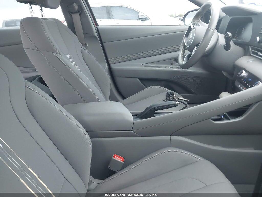 KMHLM4DG4SU011090 2025 HYUNDAI ELANTRA photo no. 5
